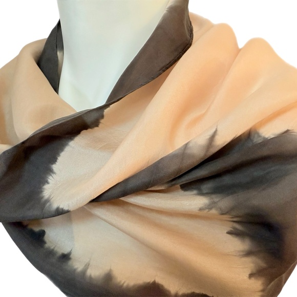Eileen Fisher Silk Scarf 🇯🇵 – Made in Japan, Hand Rolled Edges, 17.5" x 74" - Picture 6 of 9
